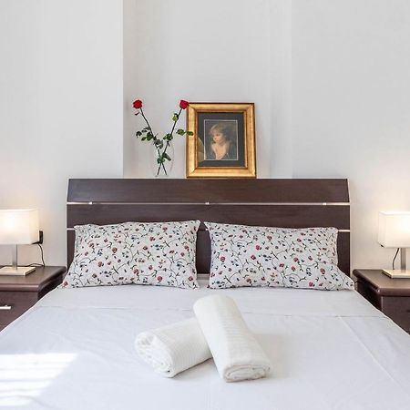 Villa Lecco Free Wi-Fi, Parking & Bike Service Екстер'єр фото