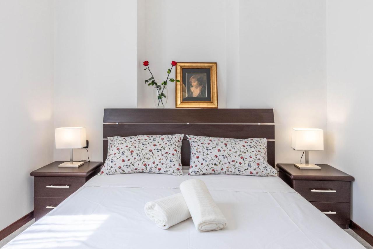 Villa Lecco Free Wi-Fi, Parking & Bike Service Екстер'єр фото