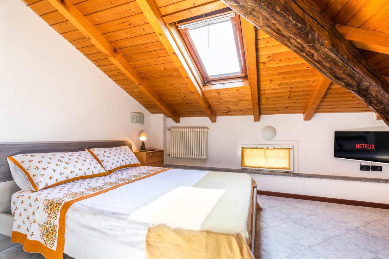 Villa Lecco Free Wi-Fi, Parking & Bike Service Екстер'єр фото