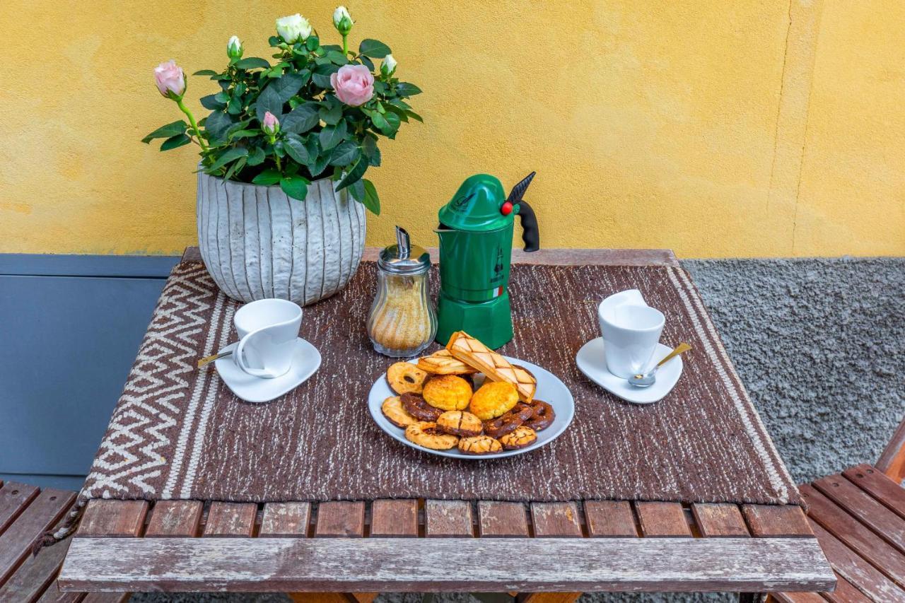 Villa Lecco Free Wi-Fi, Parking & Bike Service Екстер'єр фото