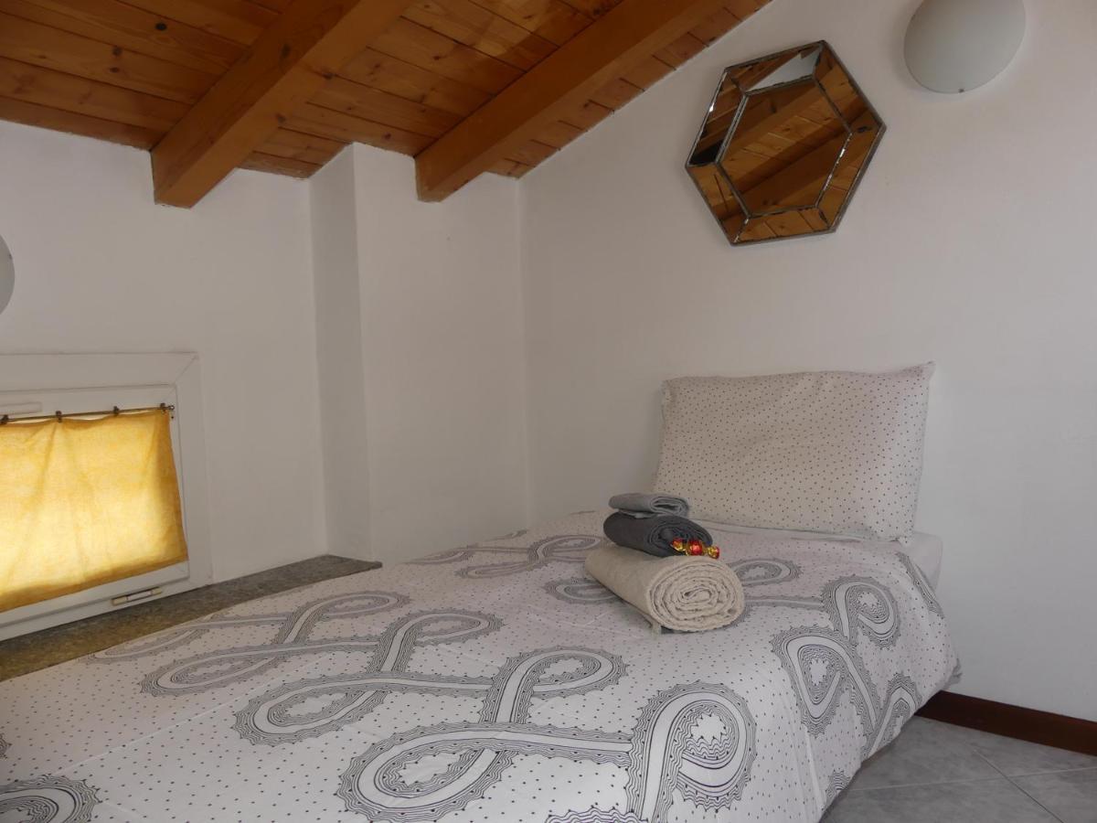 Villa Lecco Free Wi-Fi, Parking & Bike Service Екстер'єр фото